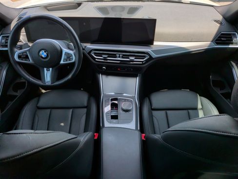Used 2023 BMW 330i Sedan w/ M Sport Package RWD image 31