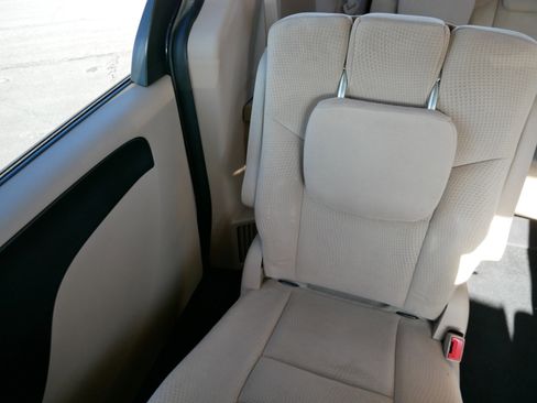 Used 2014 Dodge Grand Caravan SE w/ Quick Order Package 29E SE image 12