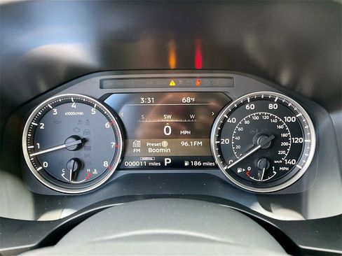 New 2025 Mitsubishi Outlander SE image 11