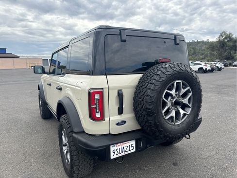 Certified 2025 Ford Bronco Badlands AWD/4WD image 7