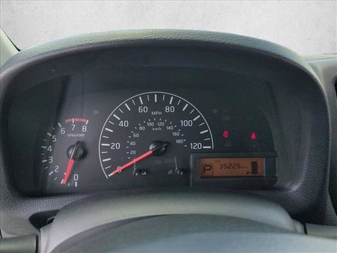 Used 2019 Nissan NV200 S FWD image 11