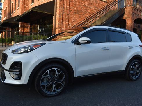 Used 2020 Kia Sportage SX FWD image 2