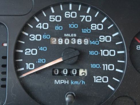 Used 1996 Dodge Ram 3500 Truck 2WD Club Cab image 25