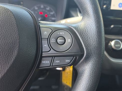 Used 2024 Toyota Corolla LE image 22