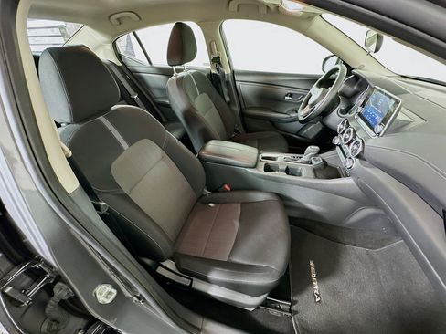 Used 2024 Nissan Sentra SV image 28