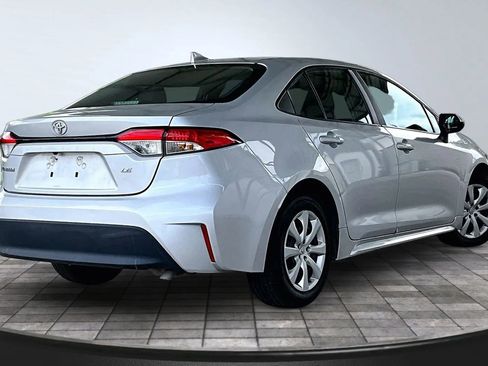 Used 2023 Toyota Corolla LE FWD image 6