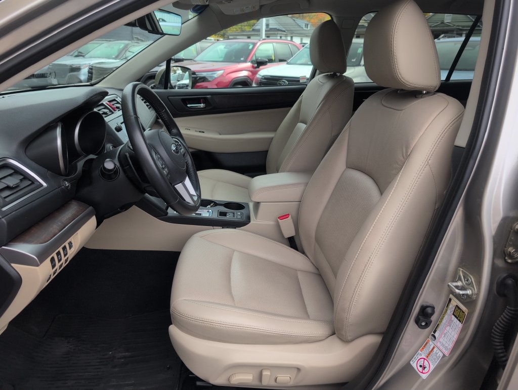 Used 2017 Subaru Outback 2.5i Limited AWD/4WD image 15