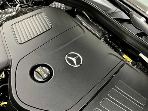 New 2025 Mercedes-Benz GLC 300 image 17