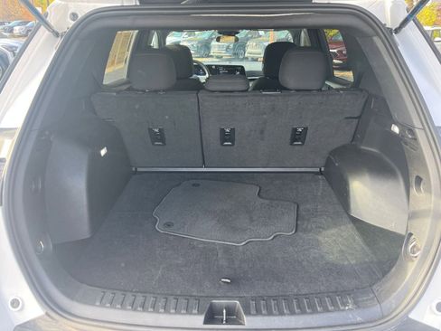 Used 2025 Chevrolet Equinox LT image 24