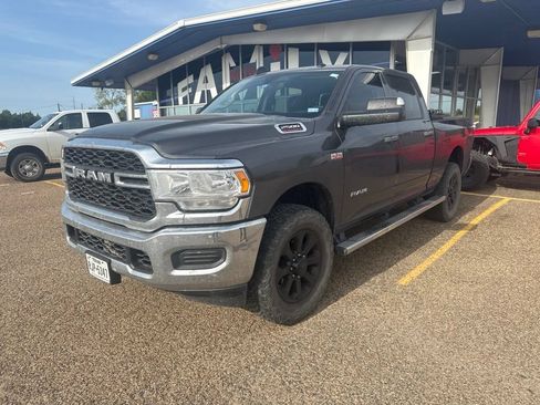 Used 2020 RAM 2500 Tradesman AWD/4WD image 2