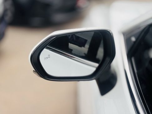 Used 2021 Toyota Camry SE image 11