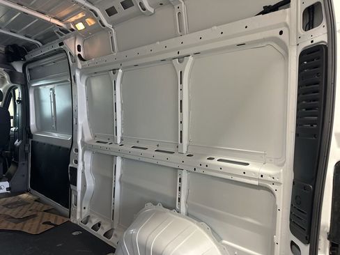 Used 2024 RAM ProMaster 2500 FWD image 13