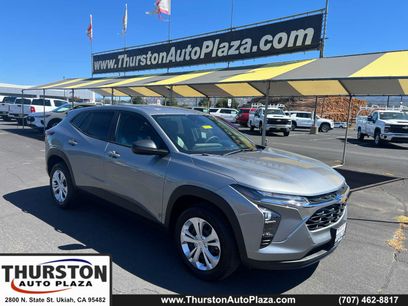 Used 2025 Chevrolet Trax LS w/ Driver Confidence Package