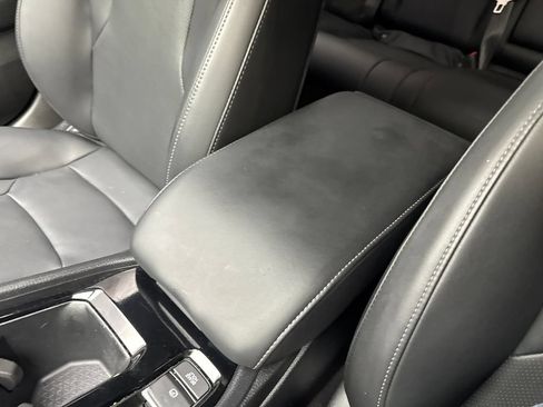 Used 2025 Honda Accord Sport image 69