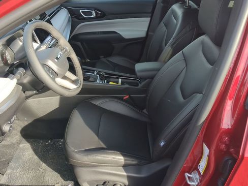 New 2026 Jeep Compass Limited image 12