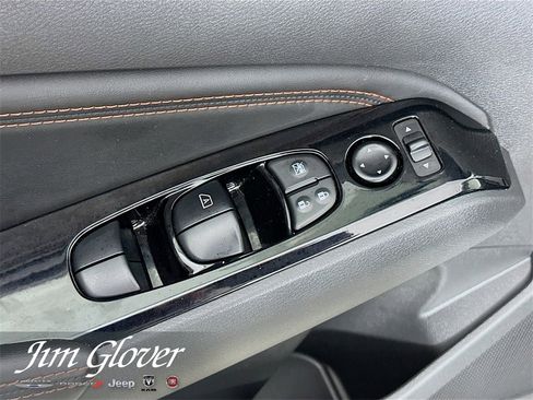 Used 2023 Nissan Altima 2.5 SR image 21