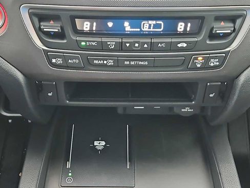 Certified 2025 Honda Ridgeline RTL image 17