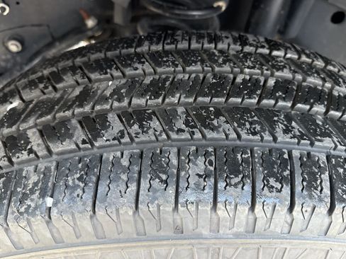 Used 2025 RAM 2500 Big Horn AWD/4WD image 9