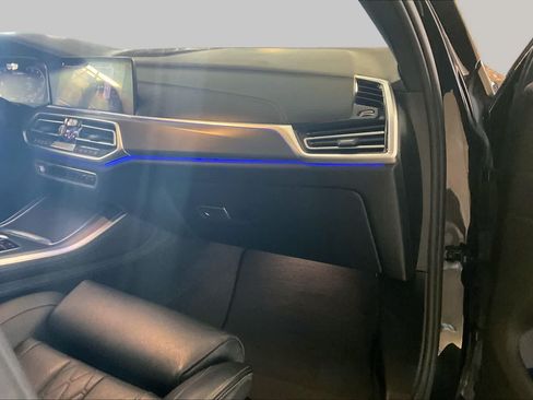 Used 2020 BMW X5 M50i w/ Executive Package AWD/4WD image 17