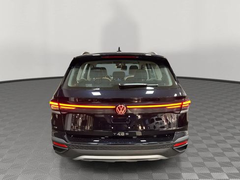 New 2026 Volkswagen Taos S image 4