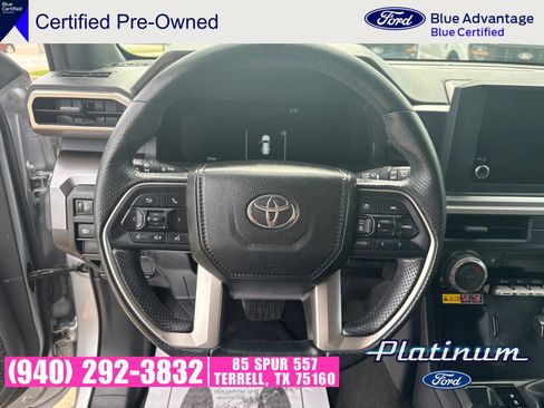 Used 2025 Toyota 4Runner TRD Off-Road AWD/4WD image 19