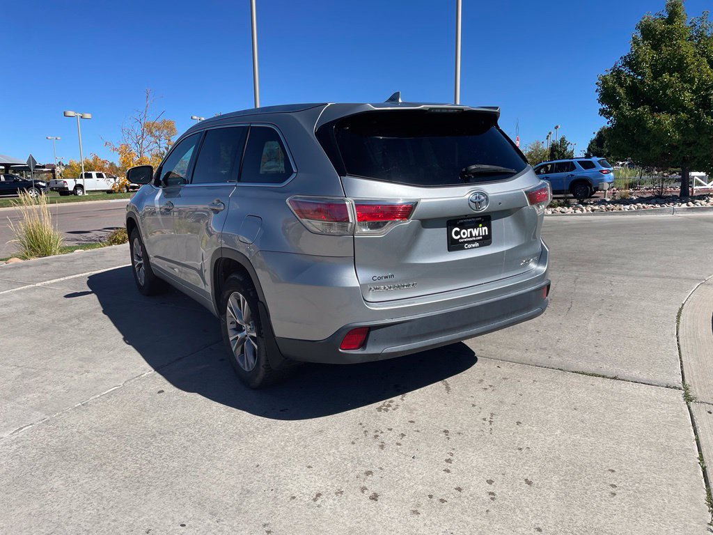 Used 2014 Toyota Highlander XLE AWD/4WD image 5