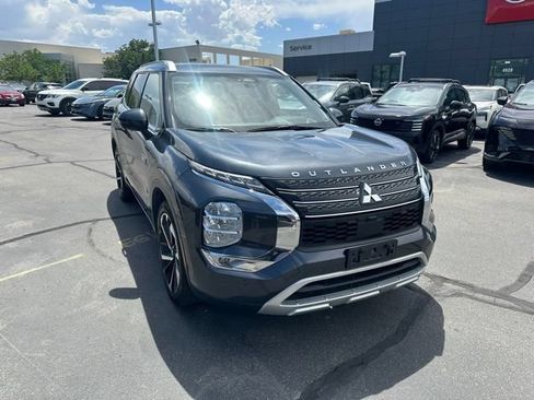 Used 2024 Mitsubishi Outlander SEL AWD/4WD image 3