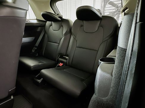 Used 2023 Volvo XC90 B5 Core w/ Protection Package Premier image 30