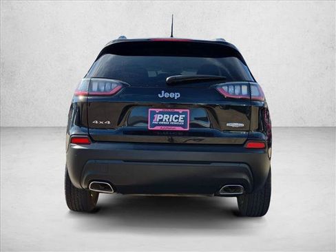 Used 2022 Jeep Cherokee Latitude Lux w/ Mopar Interior Package AWD/4WD image 6