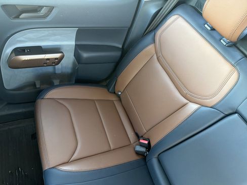 Used 2024 Ford Maverick Lariat w/ 4K Tow Package image 12