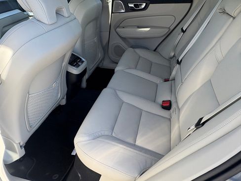 New 2026 Volvo XC60 B5 Ultra w/ Protection Package Premier image 24