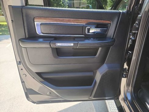 Used 2016 RAM 2500 Laramie AWD/4WD image 31