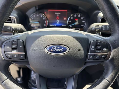 Used 2020 Ford Explorer XLT w/ Equipment Group 202A RWD image 20