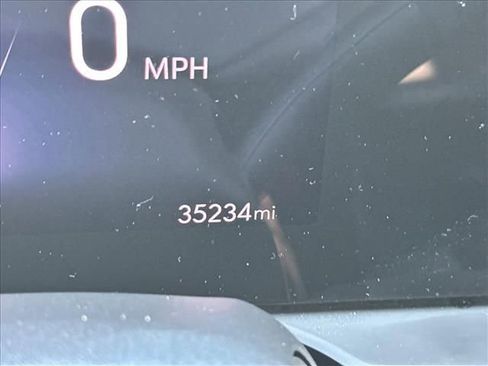 Certified 2025 Buick Envista Sport Touring w/ Experience Buick Package FWD image 22