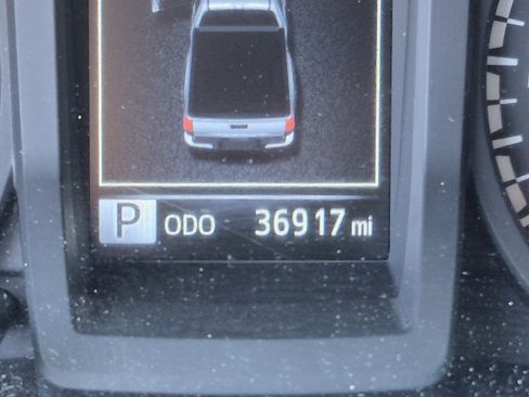 Used 2022 Toyota Tacoma SR image 28