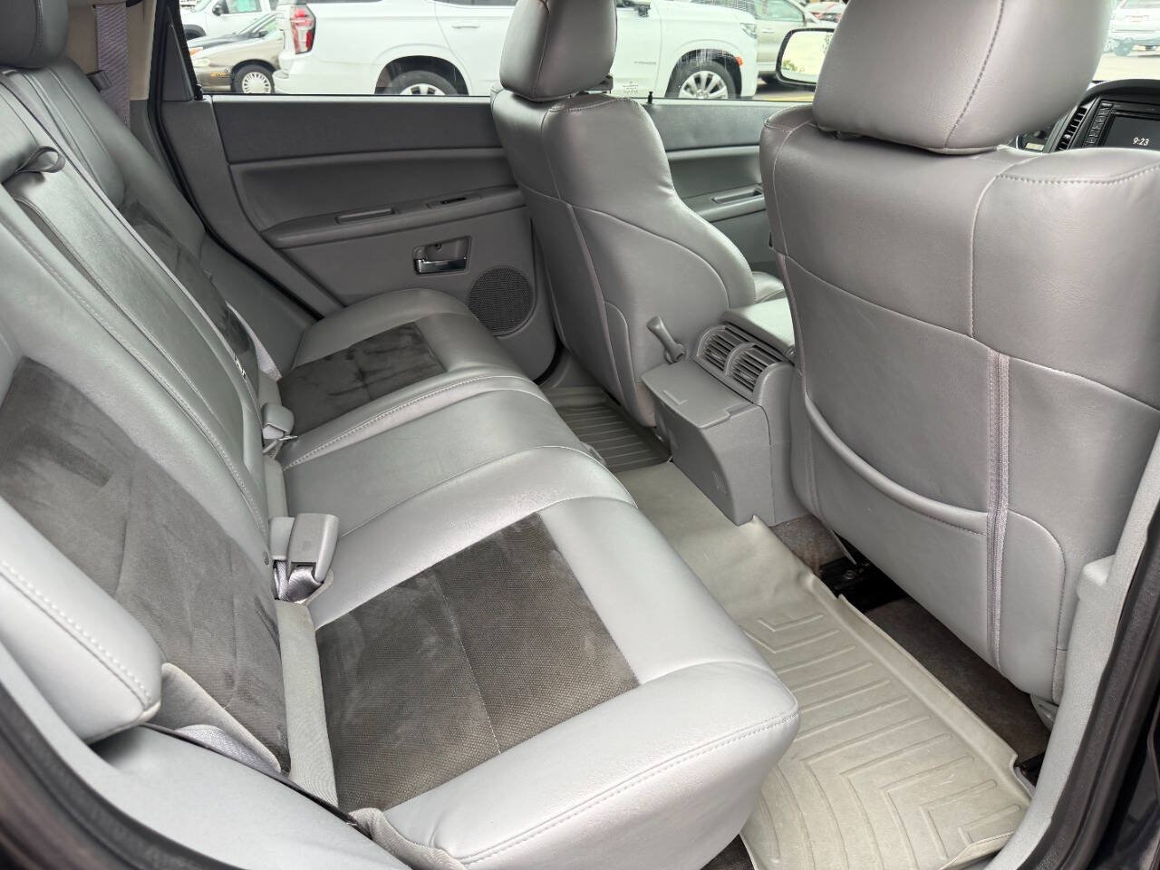 Used 2007 Jeep Grand Cherokee SRT8 w/ SRT Option Group I AWD/4WD image 14