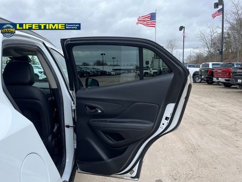 Used 2017 Buick Encore Premium image 32