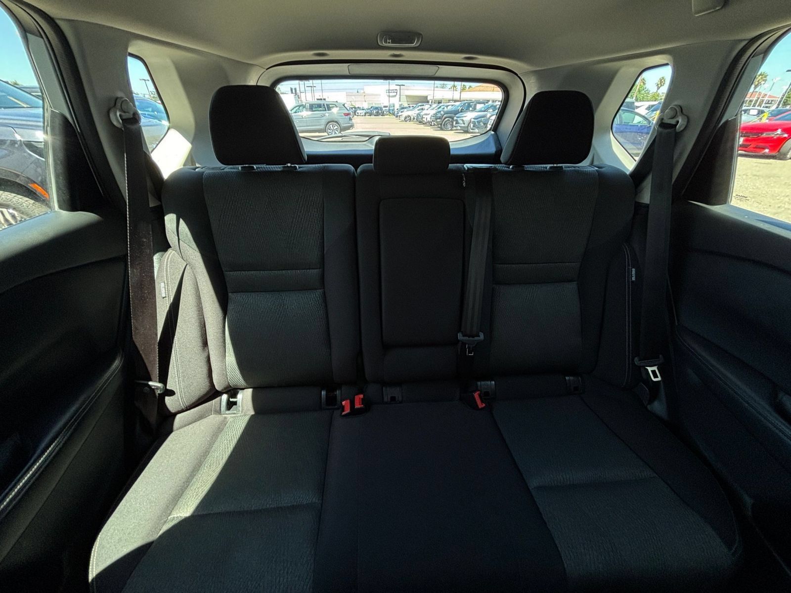 Used 2025 Nissan Rogue SV FWD image 39
