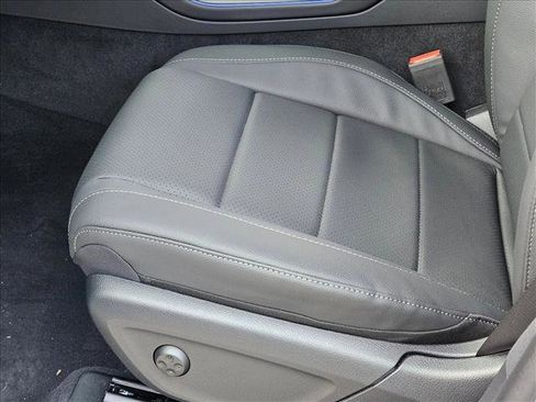 New 2026 Mercedes-Benz GLE 450 4MATIC image 4