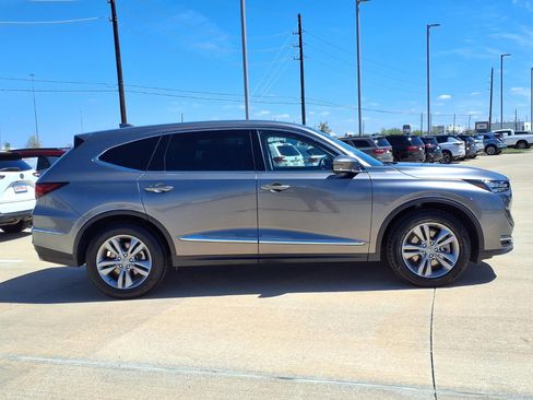 Used 2025 Acura MDX FWD image 8