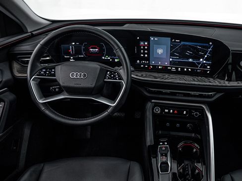 Certified 2025 Audi Q5 Premium Plus w/ Premium Plus image 9