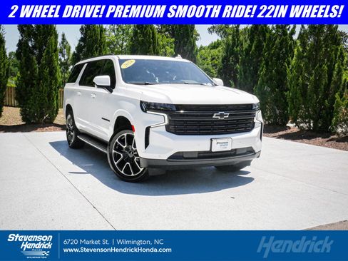 Used 2024 Chevrolet Suburban RST RWD image 1