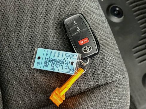 Used 2025 Toyota 4Runner SR5 RWD image 37