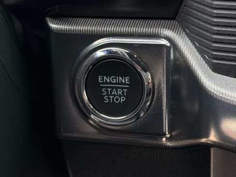 Used 2025 Ford F150 Lariat w/ Equipment Group 502A High AWD/4WD image 22
