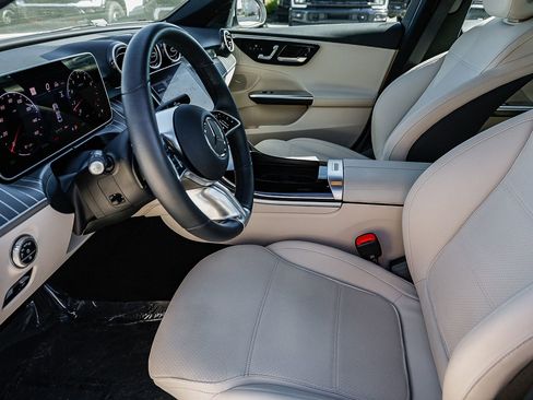 Certified 2025 Mercedes-Benz C 300 Sedan image 19