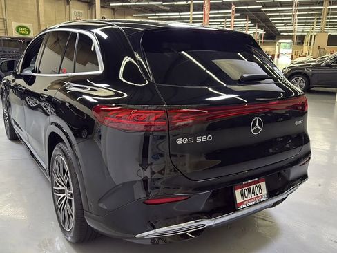 Used 2023 Mercedes-Benz EQS 580 4MATIC SUV image 6