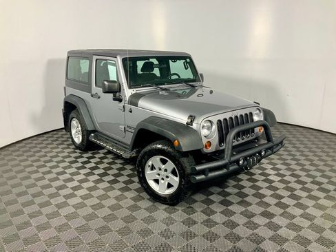 Used 2013 Jeep Wrangler Sport AWD/4WD image 2