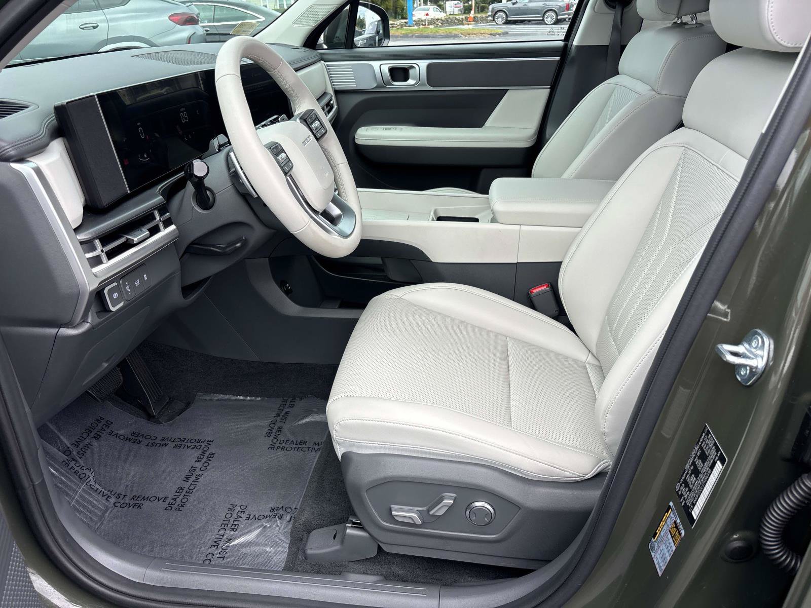 Certified 2026 Hyundai Santa Fe SEL w/ Tow & Go Package AWD/4WD image 11