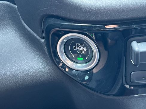 Used 2024 Chevrolet Silverado 2500 High Country w/ Technology Package image 22