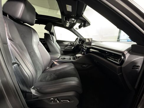 Used 2025 Acura MDX A-Spec image 28